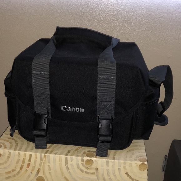 Canon EOS Rebel T5I - Picture 4 of 4